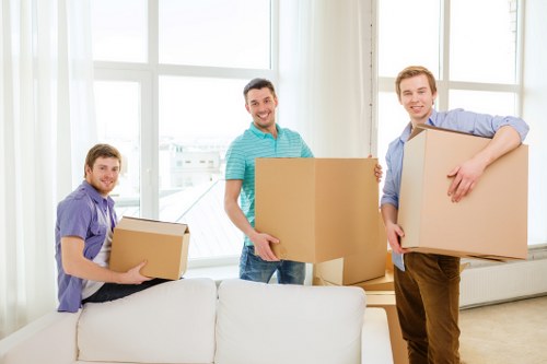 Local moving truck service for South East London relocations